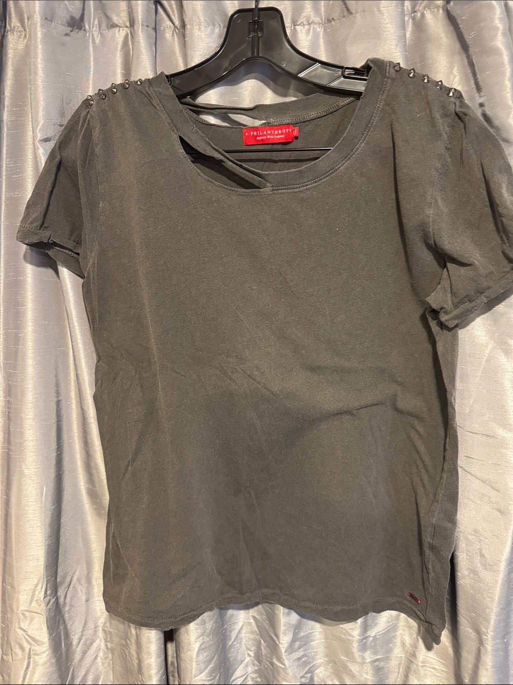 n:PHILANTHROPY Black Short-Sleeve Stud-Shoulder Tee Size Medium